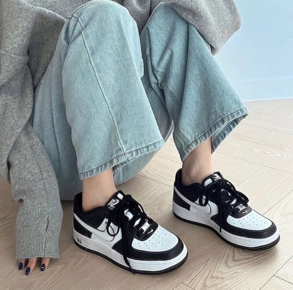 Airforce 1 Low "Black/Panda" Unisex Sale